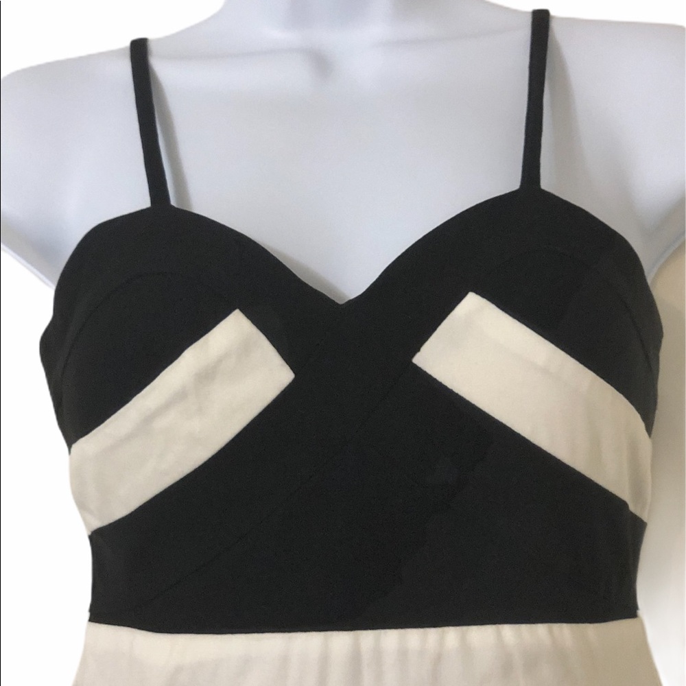Harper Black and White Dress - Picture 2 of 6